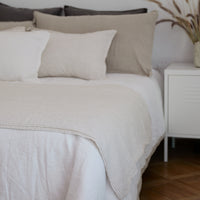 Funda Piecera Loa Mini Lino (Sin Relleno) Beige Lineas