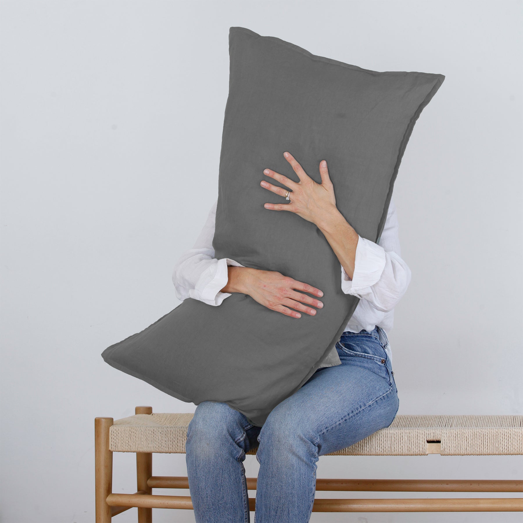 Cojín Mayo Lino 45x100 cms Gris Oscuro